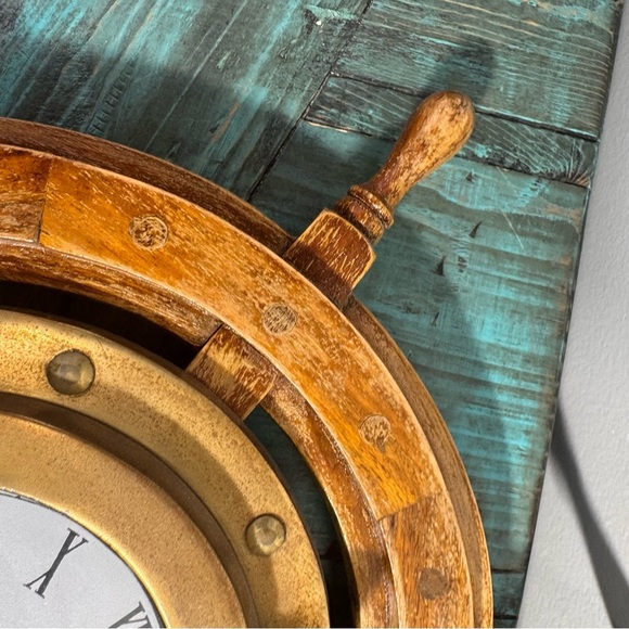 Vintage Large Wooden/brass Ships Wheel Quartz Wall Clock Nautical - Picture 5 of 11